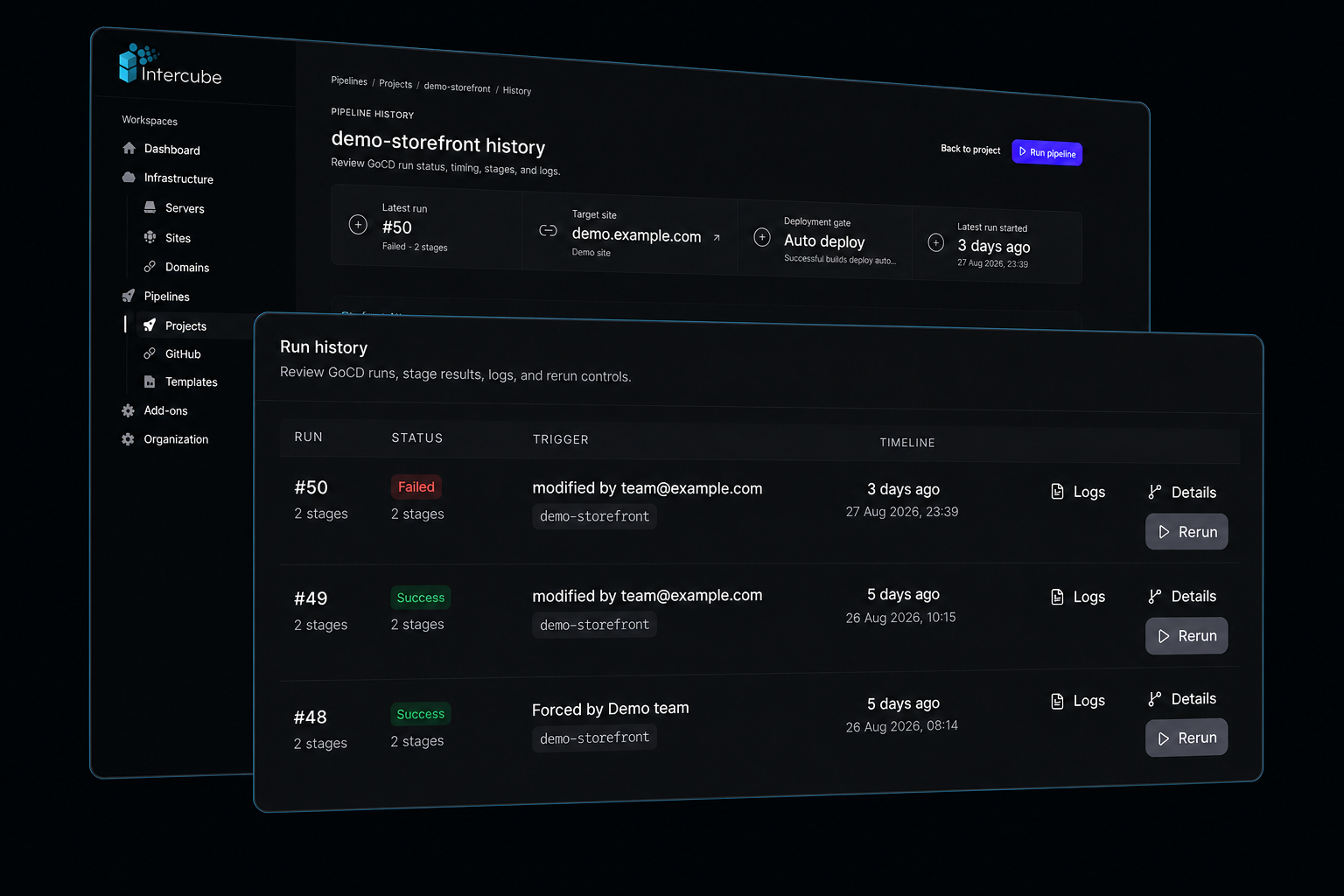 Intercube-pipelinedashboard met deploymenthistorie, statussen, logs en mogelijkheden om deployments opnieuw uit te voeren.